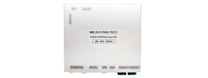 MB-2015-DC3_CarPlay-SET_Detail_06.jpg